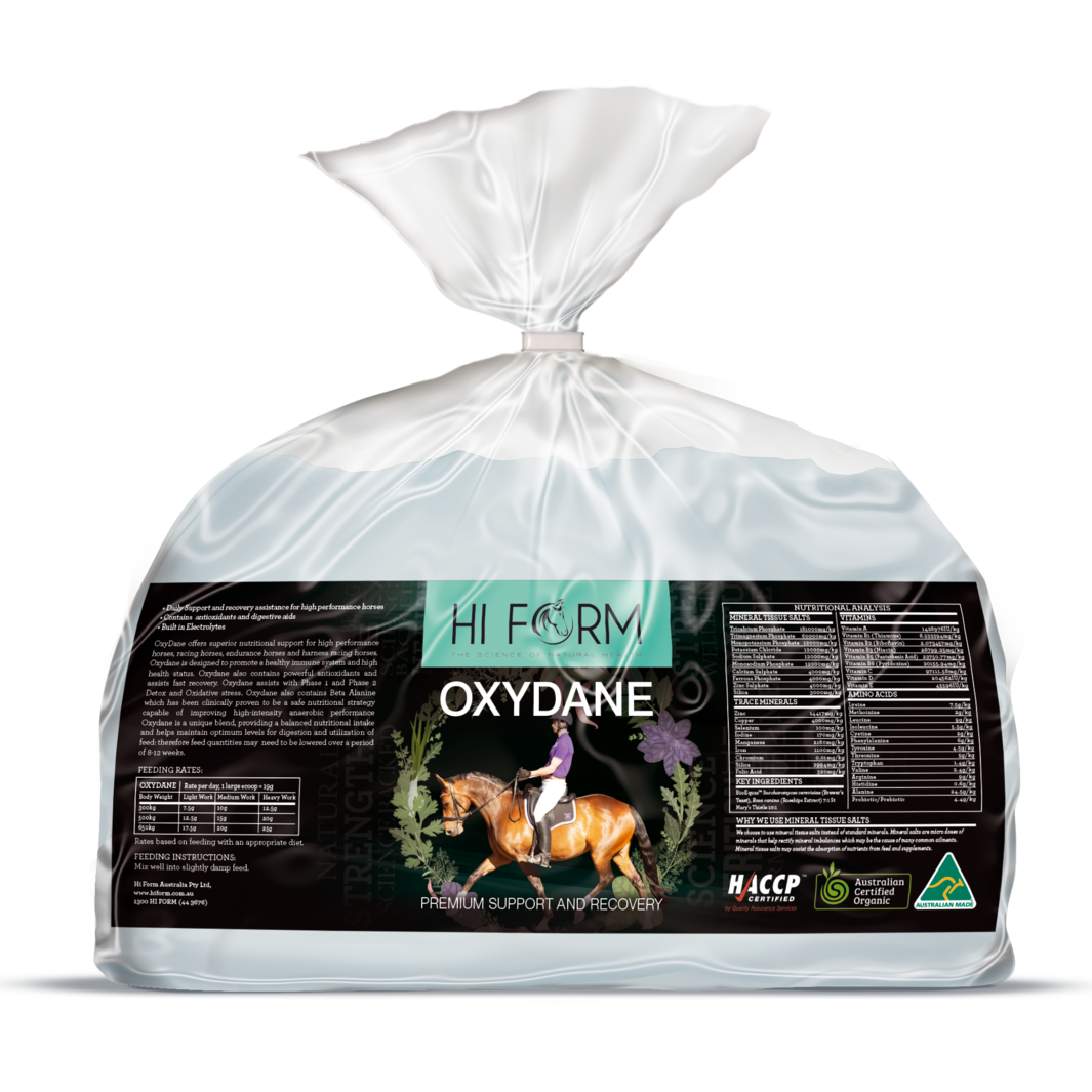 OxyDane all in one daily performance formula contains vitamins, mineral tissue salts, amino acids, organic herb extracts and pro-pre and postbiotics for horses in medium to hard work.